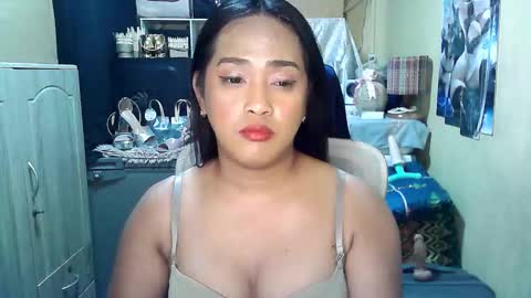 cassandra online show from January 18, 9:46 am