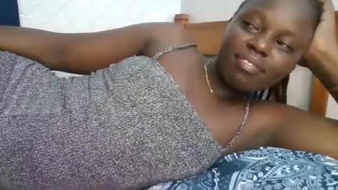 Snapshot of baby_cool430496 chatting on February 19, 11:06 am baby cool online show from February 19, 11:06 am