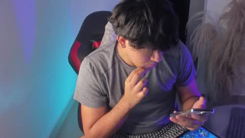 Snapshot of baby_cortesxxx chatting on June 8, 12:36 am David Cortes online show from June 8, 12:36 am