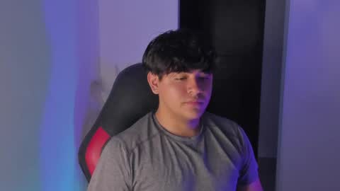 Snapshot of baby_cortesxxx chatting on June 8, 1:28 am David Cortes online show from June 8, 1:28 am