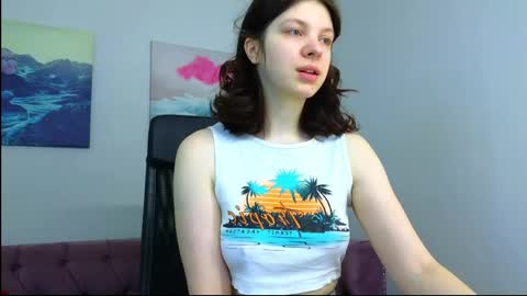 Evalena maybe just Eva online show from May 3, 5:35 am