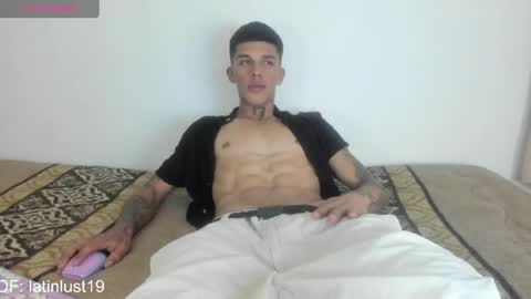 OF GxoXabs online show from April 12, 10:48 pm