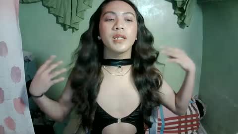 Snapshot of baby_hanabi chatting on December 20, 2:49 pm Viatrice online show from December 20, 2:49 pm