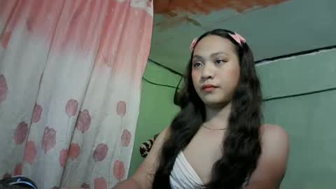 Snapshot of baby_hanabi chatting on March 5, 10:33 am Viatrice online show from March 5, 10:33 am