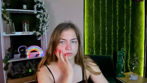 Snapshot of baby_hotte chatting on June 30, 5:52 am baby online show from June 30, 5:52 am