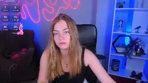 Snapshot of baby_hotte chatting on July 28, 5:47 am baby online show from July 28, 5:47 am
