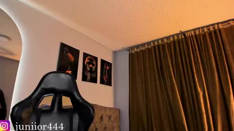 Snapshot of baby_junior420 chatting on May 30, 12:08 am Junior Independent Model online show from May 30, 12:08 am