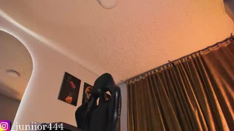 Snapshot of baby_junior420 chatting on June 28, 3:01 am Junior Independent Model online show from June 28, 3:01 am