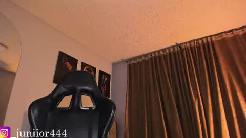 Snapshot of baby_junior420 chatting on June 29, 1:01 am Junior Independent Model online show from June 29, 1:01 am