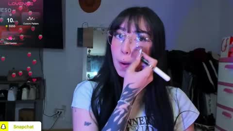 lily online show from December 16, 1:16 pm