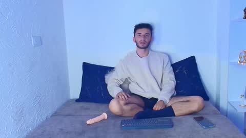 Snapshot of baby_monster6 chatting on September 15, 1:33 pm baby_monster6 online show from September 15, 1:33 pm