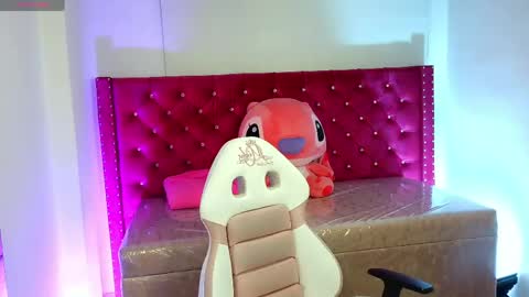 Nico online show from May 1, 10:42 am