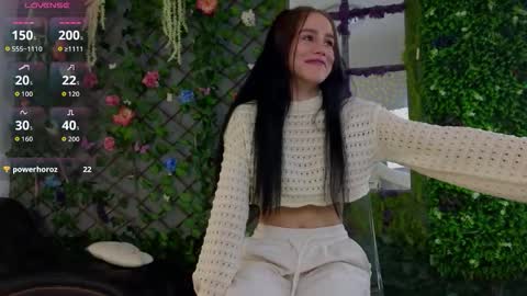 Snapshot of baby_nyco chatting on October 23, 4:28 pm Baby Nico online show from October 23, 4:28 pm