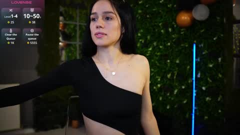 Snapshot of baby_nyco chatting on November 28, 6:32 pm Baby Nico online show from November 28, 6:32 pm