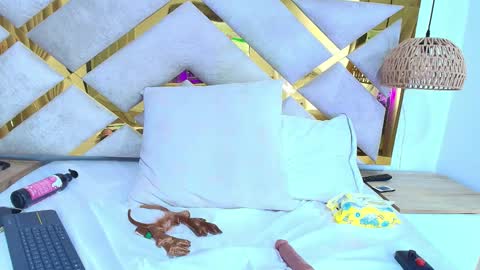 baby_scarleth_ online show from December 5, 3:15 am