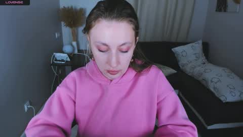 Eva online show from October 10, 9:58 pm