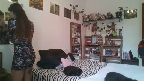 Snapshot of babydemon6 chatting on December 8, 5:11 pm babydemon6 online show from December 8, 5:11 pm