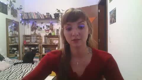 Snapshot of babydemon6 chatting on December 8, 10:36 pm babydemon6 online show from December 8, 10:36 pm