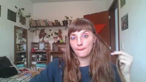 Snapshot of babydemon6 chatting on December 9, 5:19 pm babydemon6 online show from December 9, 5:19 pm