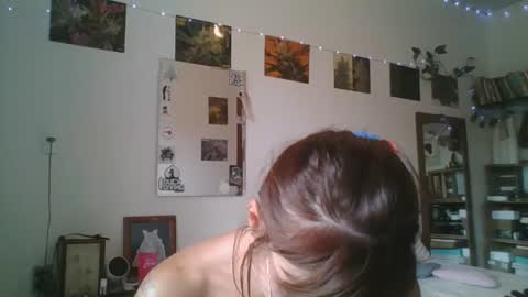 Snapshot of babydemon6 chatting on January 9, 6:47 pm babydemon6 online show from January 9, 6:47 pm