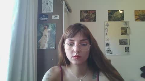 Snapshot of babydemon6 chatting on January 15, 6:40 pm babydemon6 online show from January 15, 6:40 pm