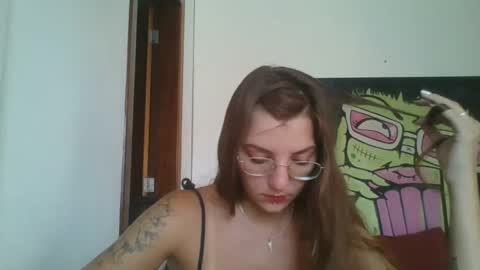 Snapshot of babydemon6 chatting on February 10, 1:01 pm babydemon6 online show from February 10, 1:01 pm