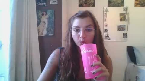 Snapshot of babydemon6 chatting on March 3, 9:37 pm babydemon6 online show from March 3, 9:37 pm