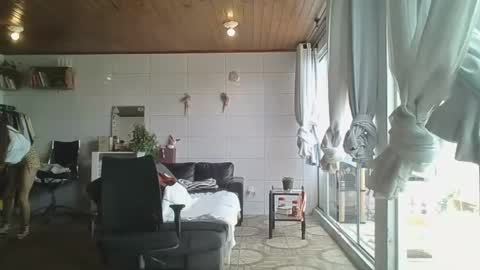 Snapshot of babydemon6 chatting on September 15, 2:28 pm babydemon6 online show from September 15, 2:28 pm