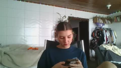 Snapshot of babydemon6 chatting on September 16, 1:45 pm babydemon6 online show from September 16, 1:45 pm