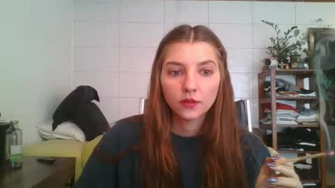 Snapshot of babydemon6 chatting on September 22, 1:57 pm babydemon6 online show from September 22, 1:57 pm