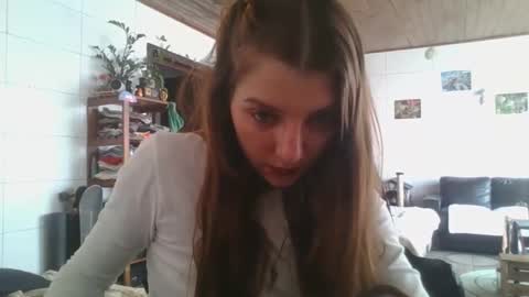 Snapshot of babydemon6 chatting on October 19, 1:56 pm babydemon6 online show from October 19, 1:56 pm