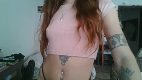 Snapshot of babydemon6 chatting on November 2, 3:14 pm babydemon6 online show from November 2, 3:14 pm