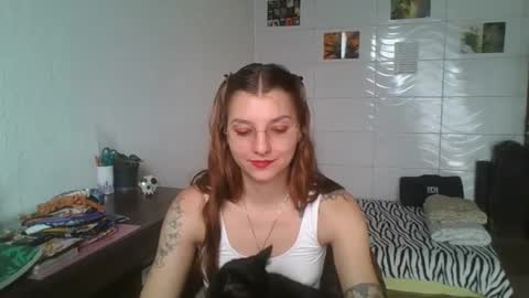 Snapshot of babydemon6 chatting on November 5, 5:35 pm babydemon6 online show from November 5, 5:35 pm