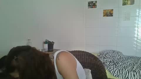 Snapshot of babydemon6 chatting on November 6, 1:01 pm babydemon6 online show from November 6, 1:01 pm