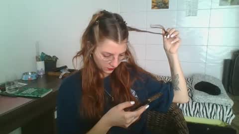 Snapshot of babydemon6 chatting on November 7, 1:22 pm babydemon6 online show from November 7, 1:22 pm