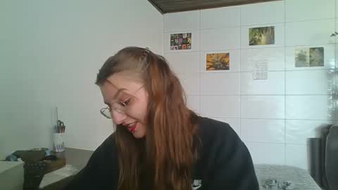 Snapshot of babydemon6 chatting on November 11, 12:38 pm babydemon6 online show from November 11, 12:38 pm