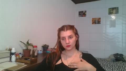 Snapshot of babydemon6 chatting on December 3, 6:50 pm babydemon6 online show from December 3, 6:50 pm