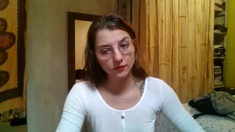 Snapshot of babydemon6 chatting on May 17, 7:21 pm babydemon6 online show from May 17, 7:21 pm