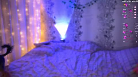 Snapshot of babyfoxyy chatting on December 13, 8:58 pm maddy online show from December 13, 8:58 pm