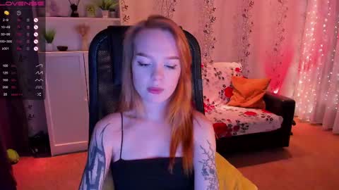 Snapshot of babyfoxyy chatting on February 22, 6:41 pm maddy online show from February 22, 6:41 pm