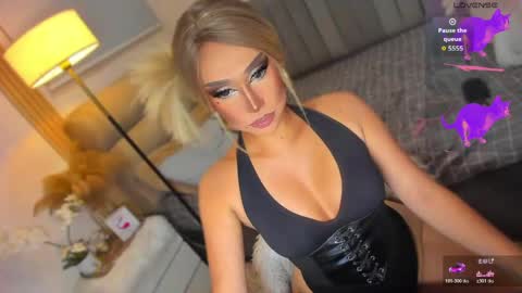 Snapshot of babygoddess4u chatting on April 27, 6:50 pm ASK ME IN PM online show from April 27, 6:50 pm