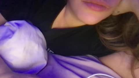 babyhoney333 online show from December 23, 6:55 am