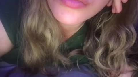 babyhoney333 online show from May 2, 12:04 am