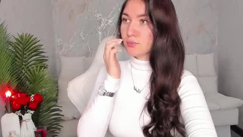 Sophia online show from November 12, 6:14 am