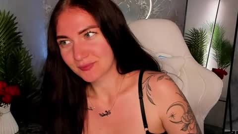 Snapshot of babyisperfect chatting on June 22, 2:02 am Sophia online show from June 22, 2:02 am