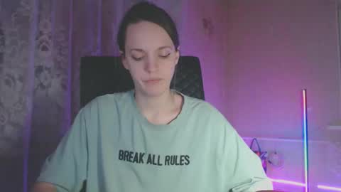 Sonya online show from February 6, 7:06 pm