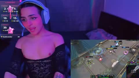 Snapshot of babysofix_ chatting on December 17, 2:01 am babysofix_ online show from December 17, 2:01 am