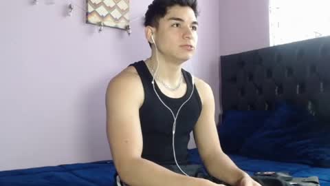 Hey Im Zayn good to see u here online show from October 23, 4:50 pm