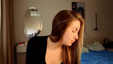 Snapshot of babyy_doll chatting on November 11, 8:03 am JOIN FAN CLUB TO GET MY CONTENT FOR FREE online show from November 11, 8:03 am