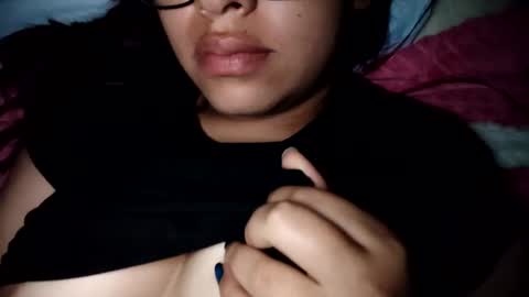 Snapshot of babyymango_ chatting on February 5, 9:36 am Gisselle online show from February 5, 9:36 am